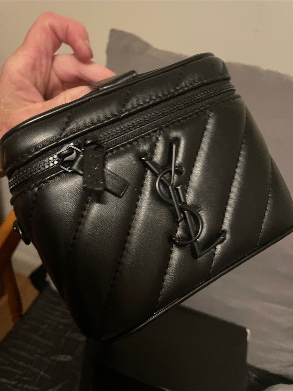 Yves Saint Laurent Black Quilted Leather Vanity Case - Picture 13 of 17
